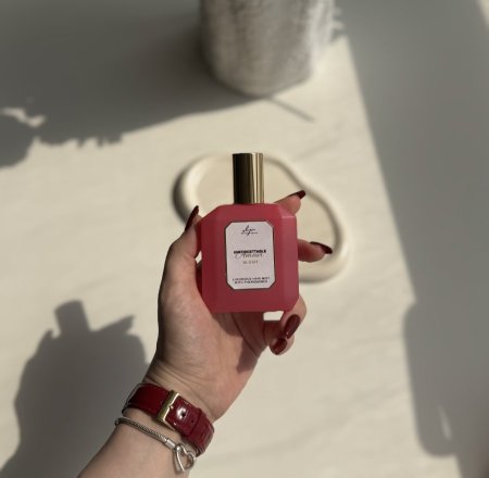 عطر الشعر الفرموني  امور بلش (amor blush)